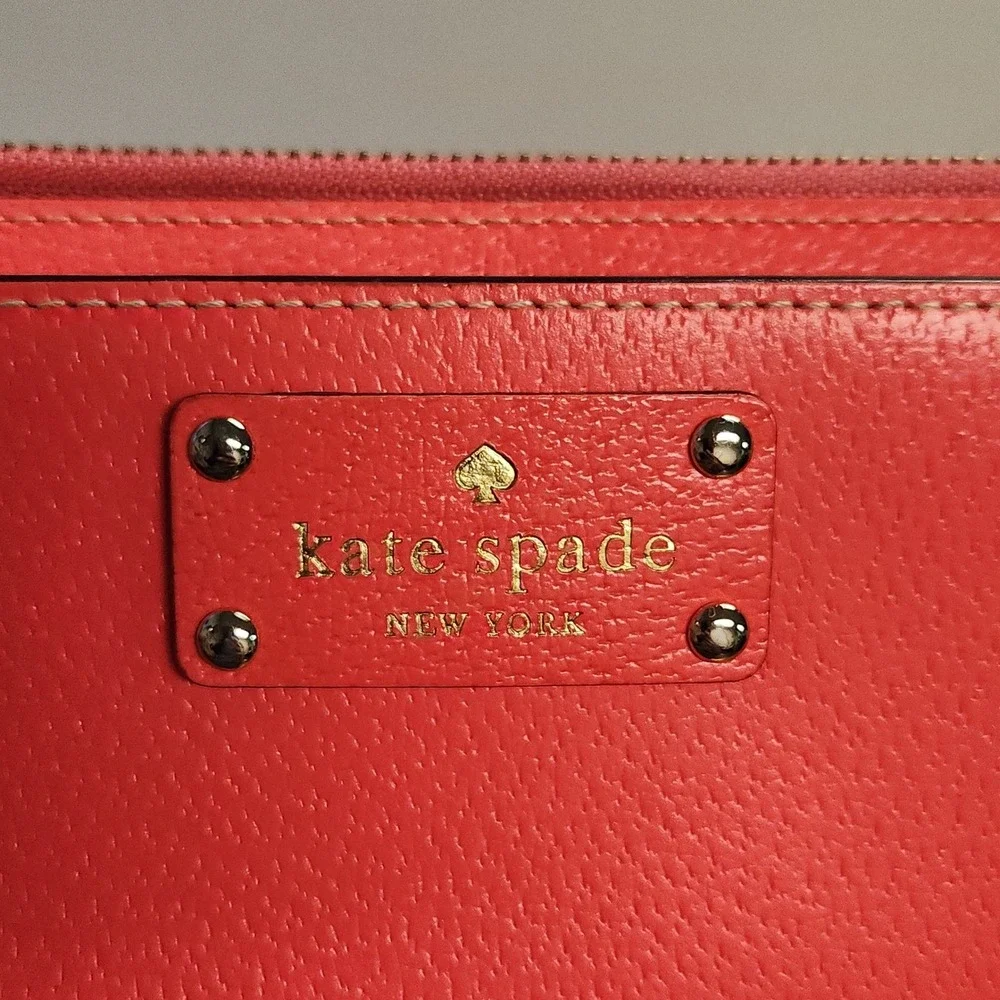 Kate Spade Leather Wristlet Wallet‎ Layton Wellesley WLRU1779 Bright Hot Pink